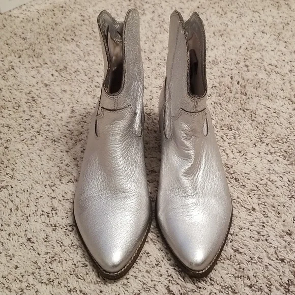 Nicole boots ,size 8 - Picture 1 of 6